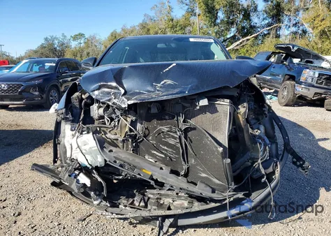 2016 Toyota Highlander Le z USA, uszkodzony, nr VIN 5TDZKRFH8GS177146